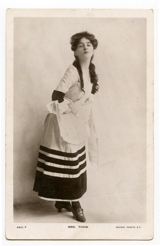 c 1905 Theater EVELYN NESBIT Mrs Harry Thaw Vintage British photo postcard
