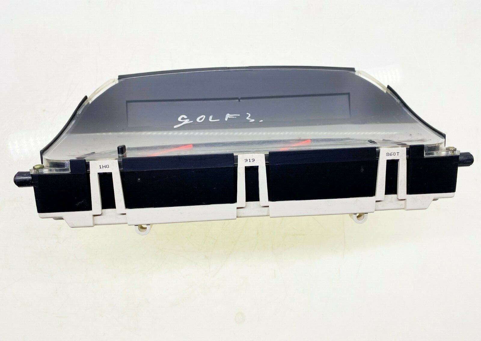 Volkswagen Speedometer/Instrument Cluster 1H0919860T; 0263300370  