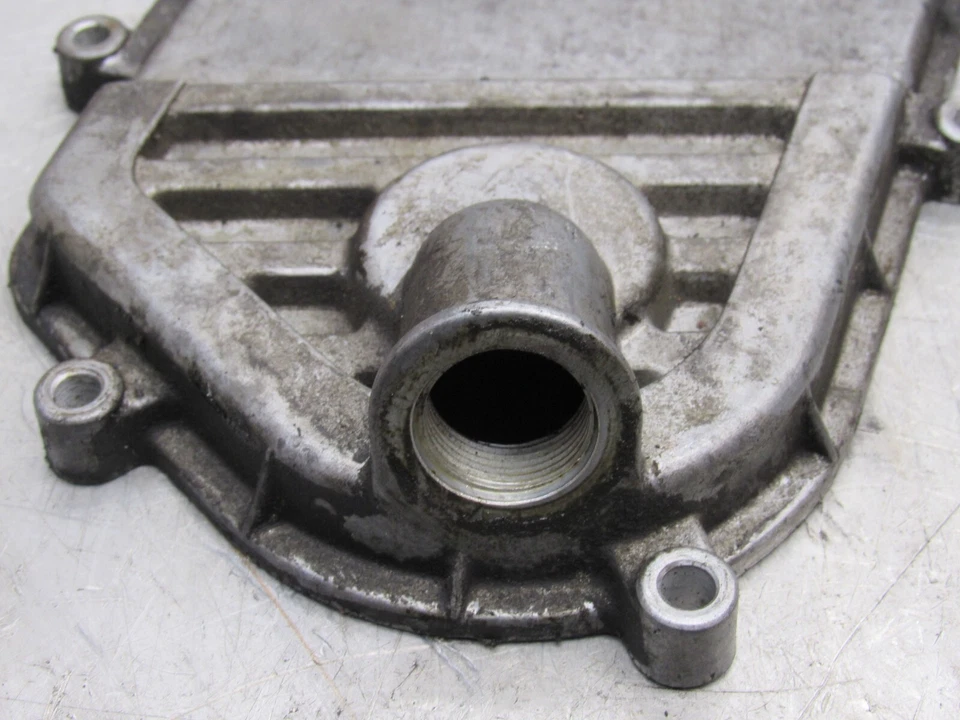 Yamaha SRV540 1985 tapa de moto de nieve cubierta de carcasa cubierta de cadena de transmisión Foto 2 de 4