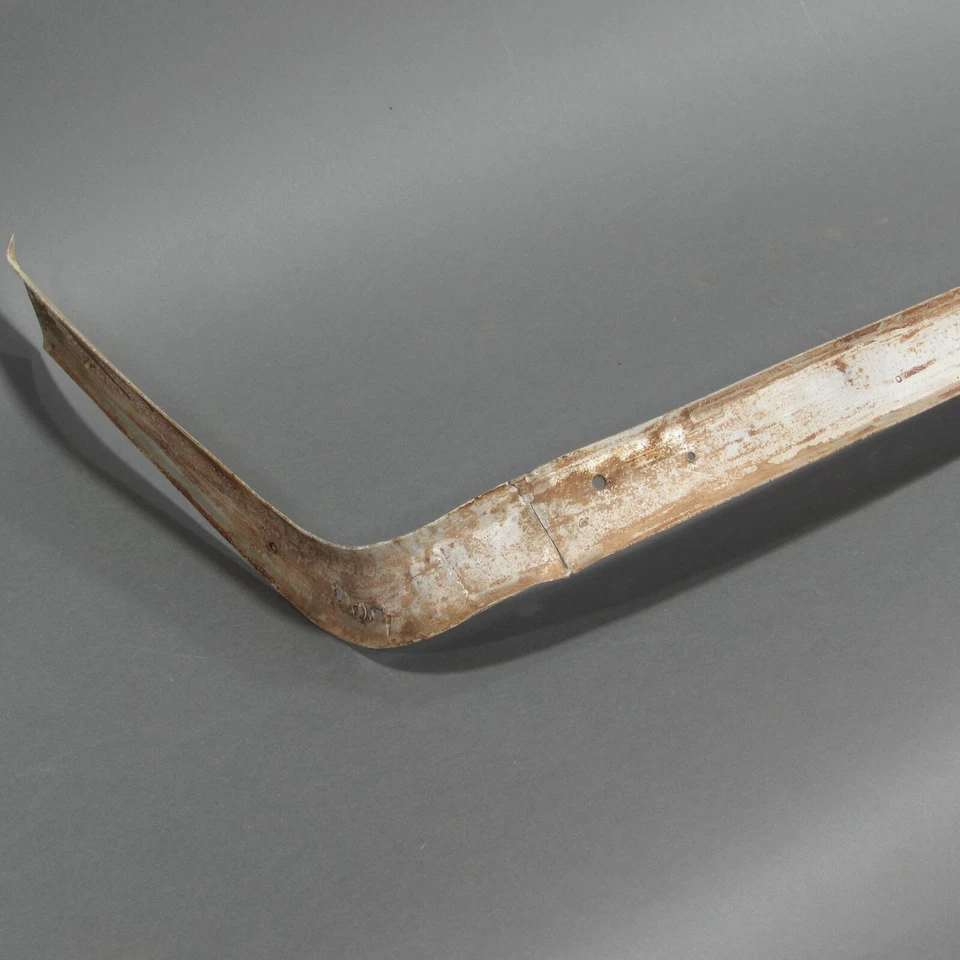 Facel Vega III 1963 (3) pieza de moldura envolvente de aluminio  Foto 4 de 4