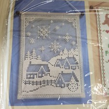 Vintage Snowflake Village Hanging Kit 2810 The Creative Circle Kit New Old Stock
