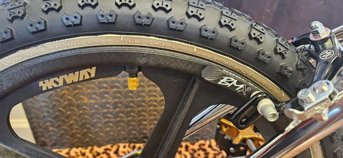 SKYWAY TA New Old School Freestyle BMX BIKE PROFILES Graphite Tuff Wheels GT NEW - Picture 18 of 24
