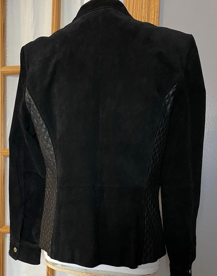 Jaqueta de couro Isaac Mizrahi camurça feminina 10 preta acolchoada PU zíper completo gótica - Imagem 4 de 4