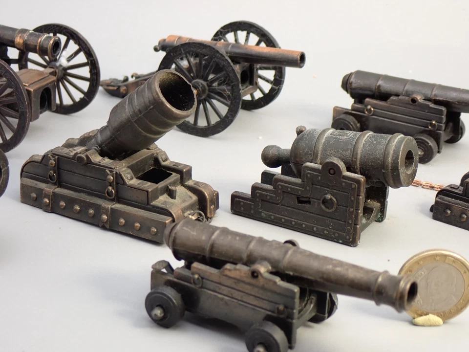 PLOMB 8 CANONS TAILLE-CRAYONS LOT 2 - Photo 3/4