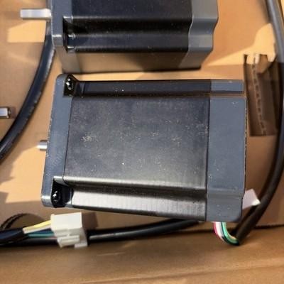 NEW Oriental PK268-02A-C22 VEXTA Stepper Motor 2-PHASE 4.5VDC 2A  1.8°