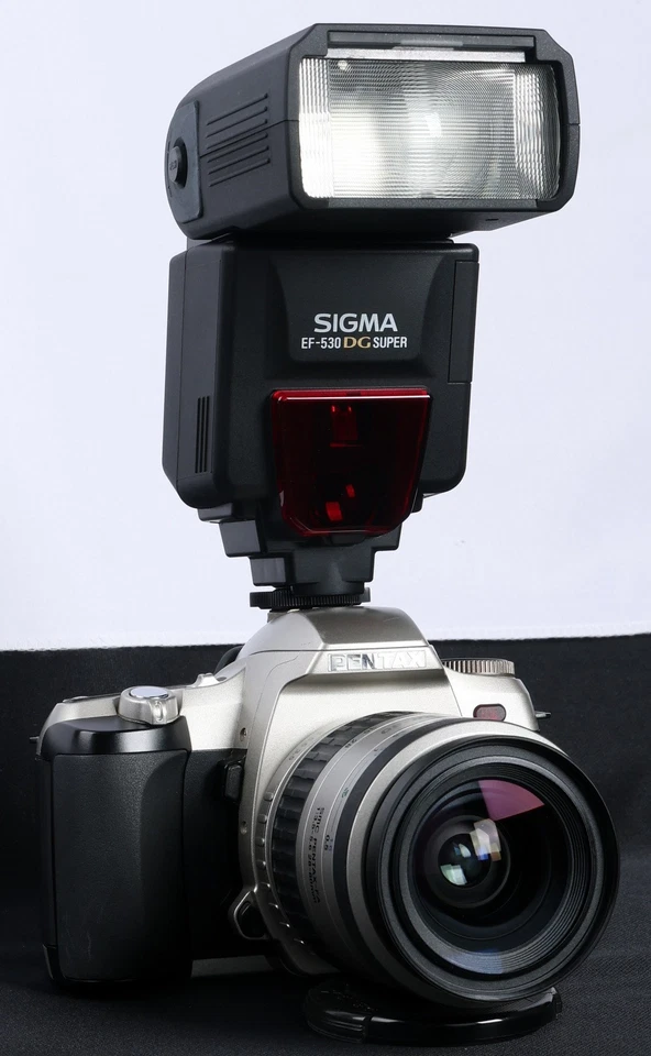 Pentax MZ L 35mm Film AF SLR c/w smc Pentax FA 28-80mm Lens & EF-530DG Super Kit - Image 3 of 4