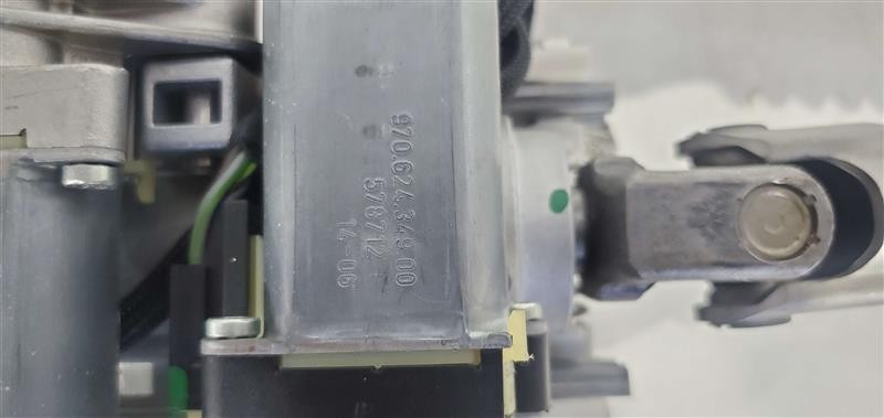 Maserati Ghibli 2015 Steering column