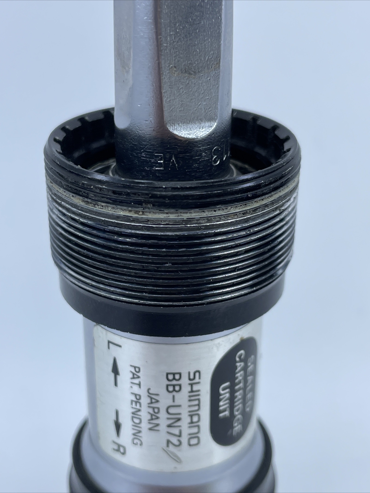 Jeu De Pédalier Scellé Shimano BB-UN72 - Dimensions 68 X 114,6 Mm - Filetage Anglais BSA - Occasion VG+