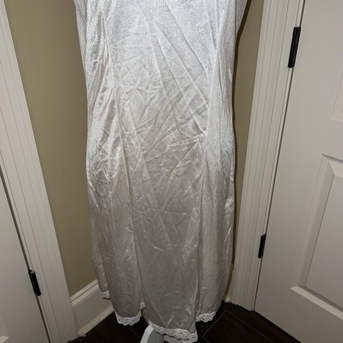 Vintage Heavenly Secrets Nylon Full Slip Lace Size M White - Picture 2 of 8