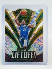 2023-24 Panini Revolution Liftoff Fractal #5 Giannis Antetokounmpo - NM-MT