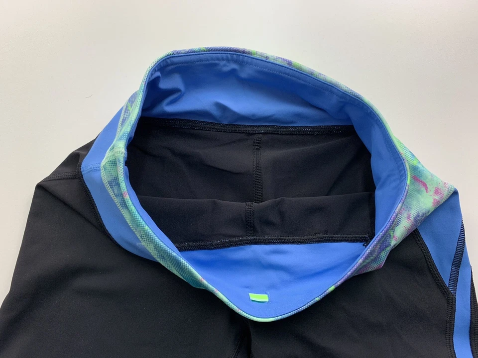 Youth Girls Ivivva Hyper Track Reflective Crop Leggings Size 12 Black / Blue - Image 3 of 4