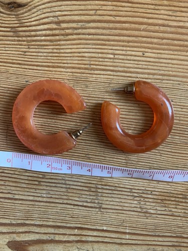 Fake lite Caramel Coloured Hoop Earrings - Picture 3 of 5