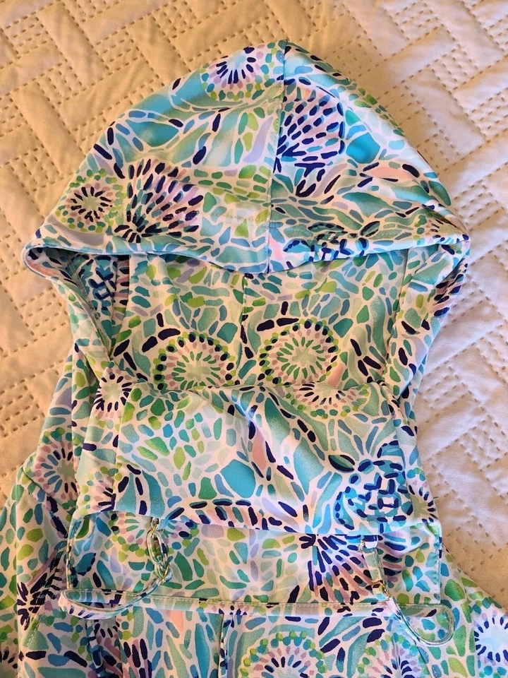 Lilly Pulitzer UPF 50+ ChillyLilly Lilblock Popover Talla XX Pequeño - Usado en Excelente Condición Foto 3 de 4