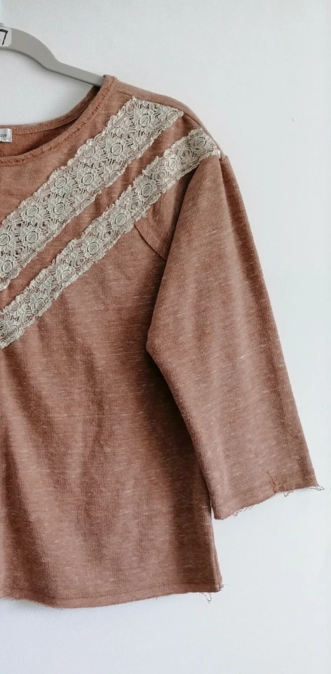 Sudaderas pulóver recortadas con detalles de encaje marrón claro para mujer talla M Foto 4 de 4