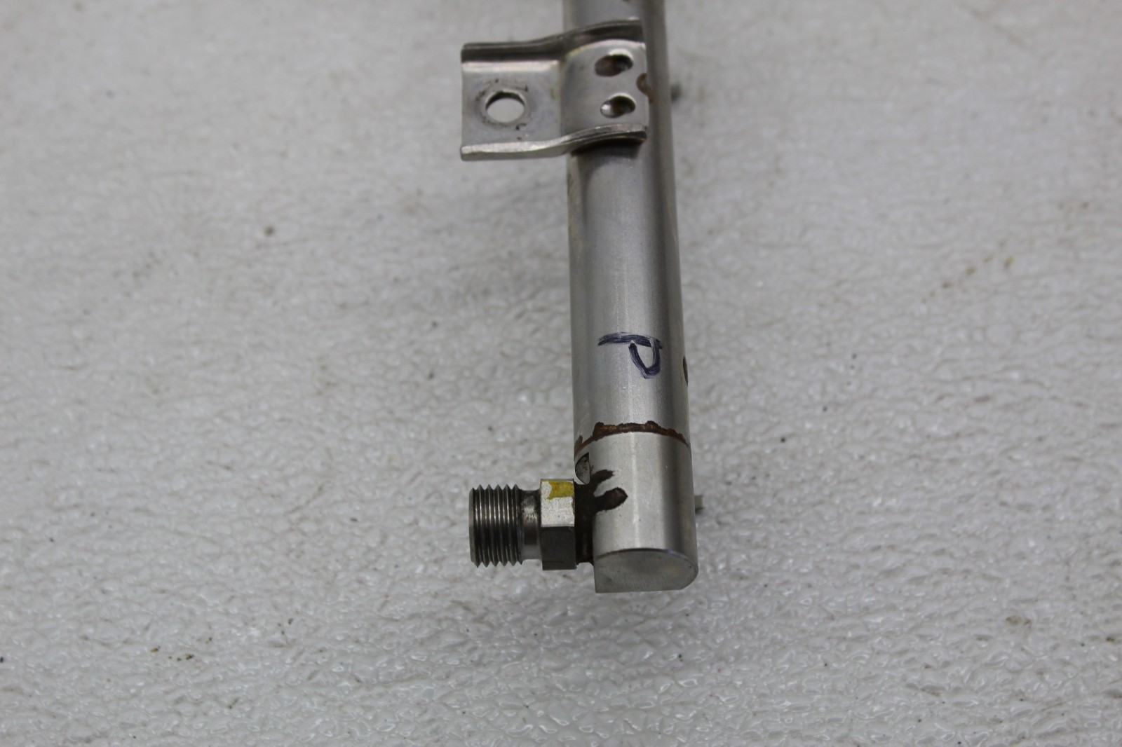 99-01 FERRARI 456 M RIGHT SIDE GAS FUEL INJECTOR RAIL
