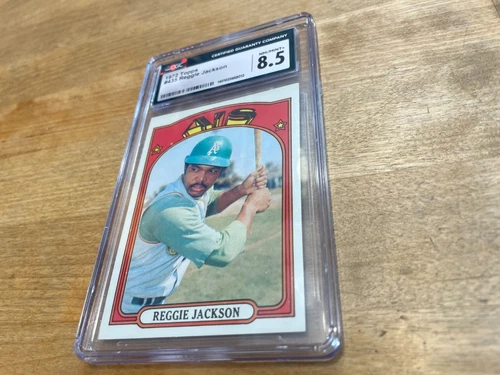 1972 Topps Baseball Card #435 Reggie Jackson Oakland Athletics CGC 8.5 NMT/Mint+