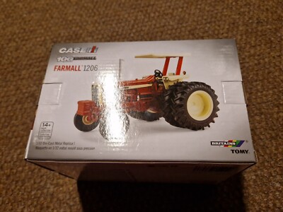 BRITAINS, IH Farmall 1206, échelle 1/32, BRI43363