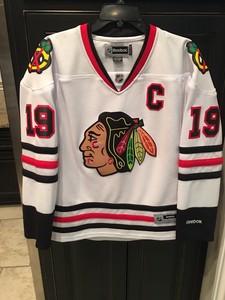jonathan toews reebok jersey