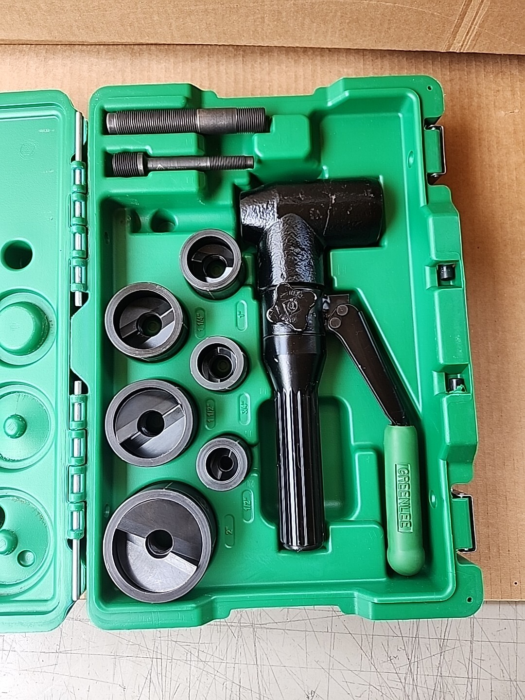 Greenlee 7906Sb Quick Draw 90 Hydraulic Knockout Kit, 8Ton Knockout