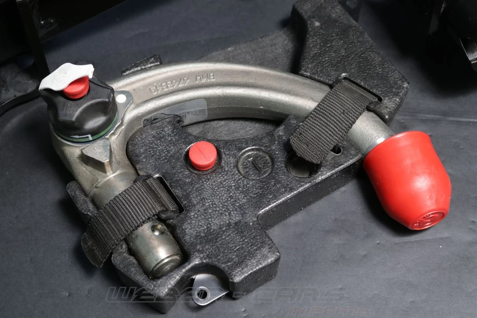 6778935 Anhängerkupplung 6763349 Kugelkopf AHK abnehmbar OEM BMW 1er E88 125i - Imagem 3 de 4