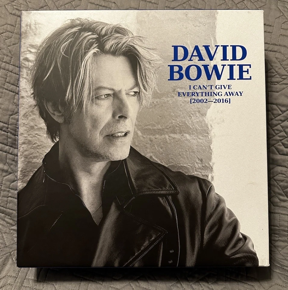 David Bowie - I Can't Give Everything Away (2002 - 2016) Vinyl, 18 Discs Box Set - Image 2 of 4