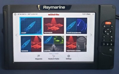Raymarine Element 12 HV Chartplotter Fishfinder E70536 w/Lighthouse Charts!