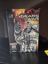 Gears of War NIB – “Boomer” Limited Edition Cold-Cast Platinum Collector Statue.