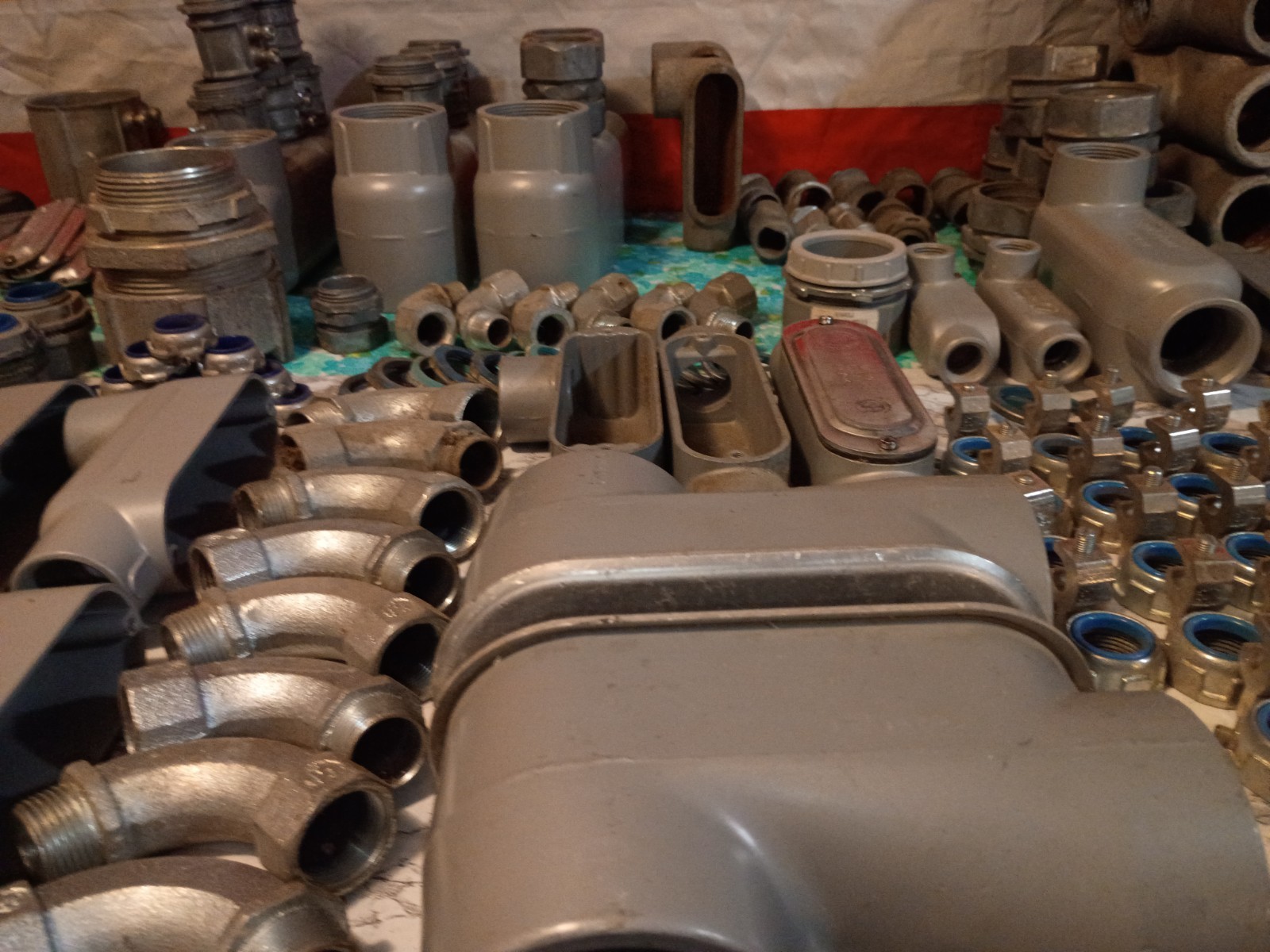 Thousands Of  Electrical Instalation Parts. All New And Name Brands.