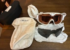 Lunettes tactiques blanches ESS influx avec lentille transparente extra neuve et lentille foncée
