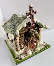 Blue Sky Clayworks Log Cabin Church W/Underplate Heather Goldminc