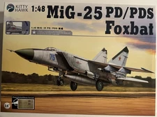 Kitty Hawk 80119 MiG-25 PD/PDS Foxbat 1:48