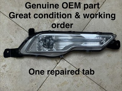 OEM   2017 2018 2019 FORD FUSION Right Passenger Side LED Fog Light lamp  GOOD
