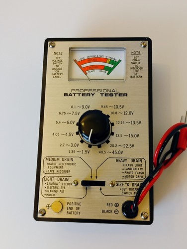 Vintage Analog Professional Battery Tester 1.5V - 45V Mallory BT20A (Duracell)