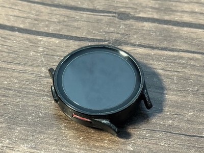 Samsung - Galaxy Watch 5 Pro Titanium Smartwatch Black 45mm GPS BT No Band