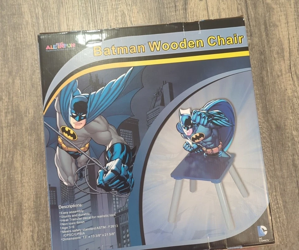 Silla infantil de madera Batman fácil montaje muebles para niños superhéroe DC Foto 4 de 4