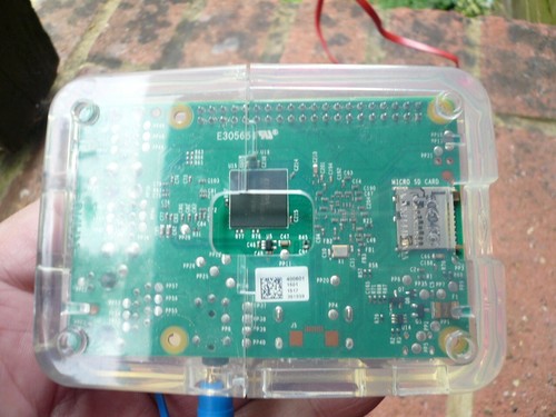 Raspberry Pi 1 Model B+ (2014) 512MB RAM - with Case 8GB SD card and PSU - Picture 4 of 5