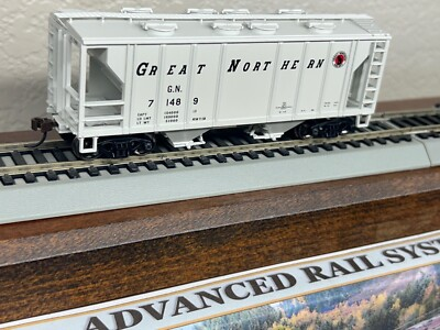 #ad GREAT NORTHERN PS 2 Bay CEMENT SERVICE COVERED HOPPER CAR HO SCALE RTR NEW $54.95