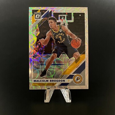 2019-20 Donruss Optic #108 Malcolm Brogdon PREMIUM SILVER SCOPE HOLO #/249