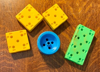 Plastic Tinker Toy Pieces