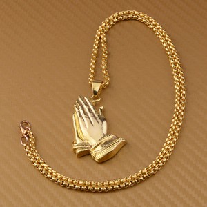 Costume Necklaces 