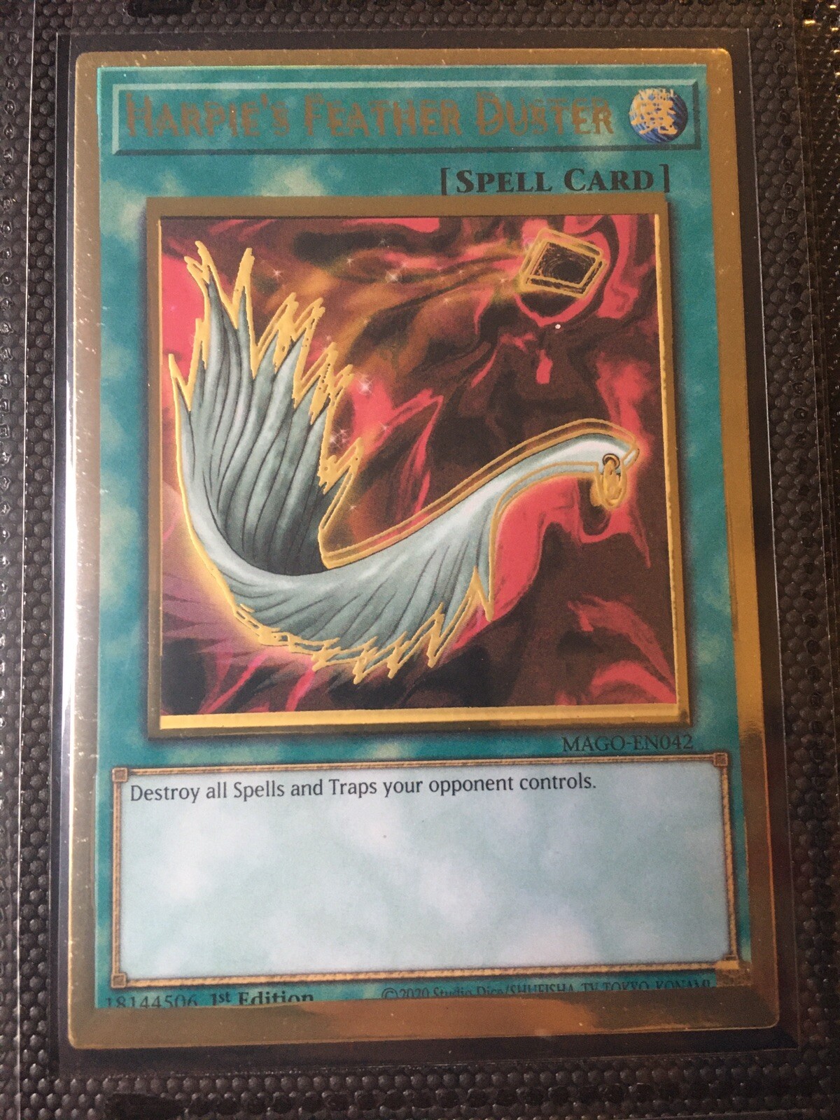 MISPRINT **DOUBLE IMAGE AND TOP TEXT** Harpie's Feather Duster MAGO