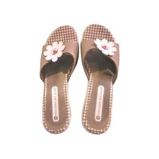 Montego Bay Club Beige White Daisy LeatherSandals Womens Size 8.5 Made In Brazil