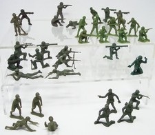 Lot of 35 Vintage WWII Era Army Men/Marx  Unbranded Made in U.S.A. 