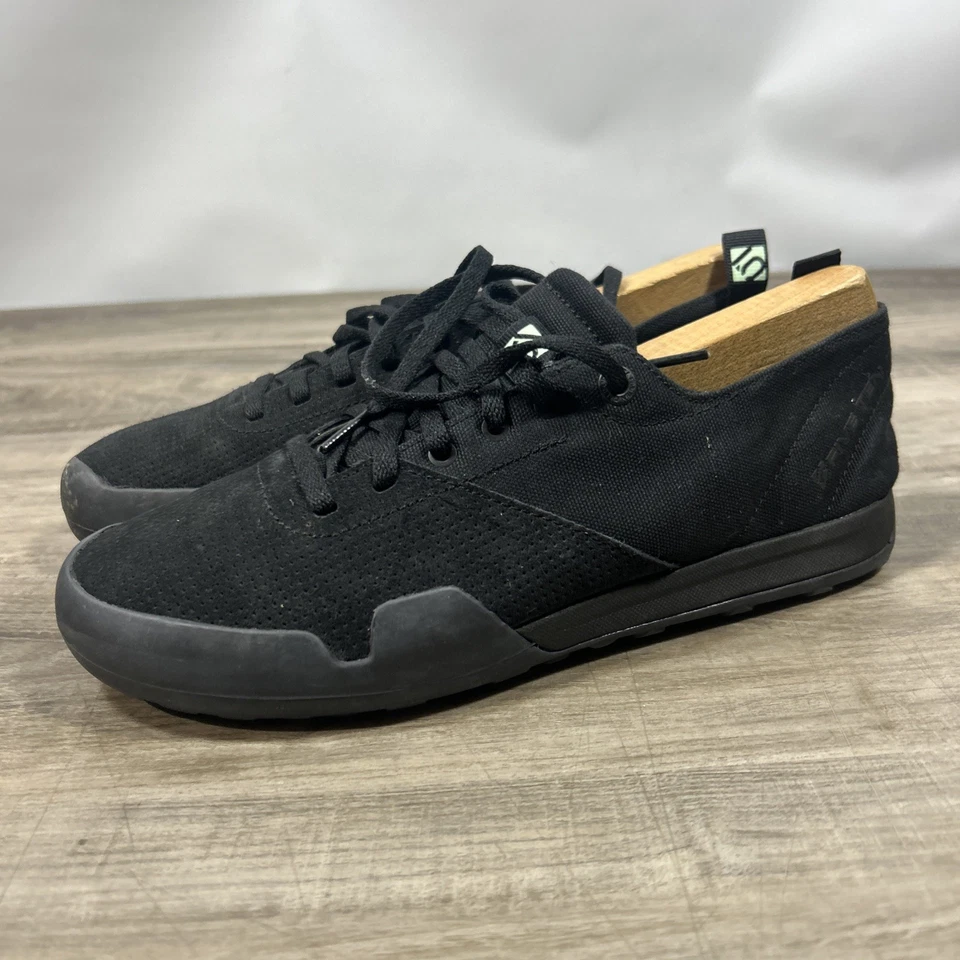 Five Ten Urban Approach Shoe Sizes 9 Men's - Black - Image 3 of 4