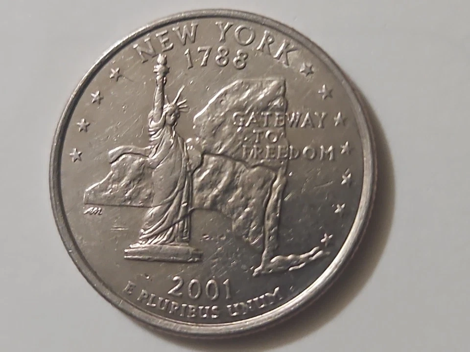 2001-D 25C New York  Quarter Rare  Star Errors , Dreedom Error ,gateway Error - Image 4 of 4