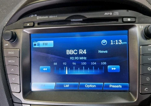 13-15 HYUNDAI IX35 SAT NAV RADIO STEREO AUDIO DISPLAY SCREEN UNIT 96560-2Y600TJN