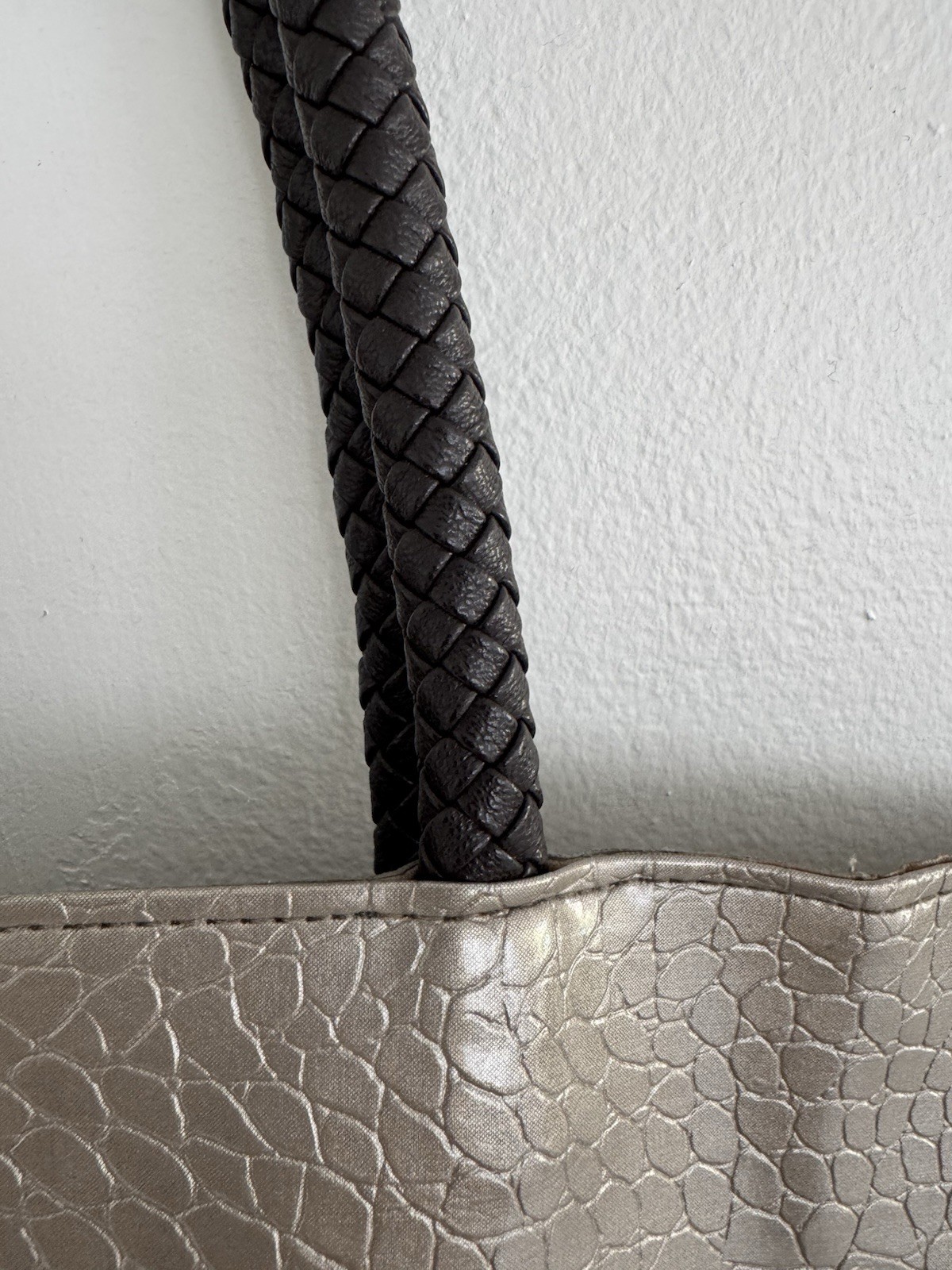 Neiman Marcus Silver Metallic Tote Python Snakesk… - image 8