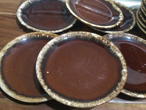 HULL PLATES  Vtg Pottery USA  Salad Plates 6.5" Brown Drip Glaze, Set of 6 CHIPS