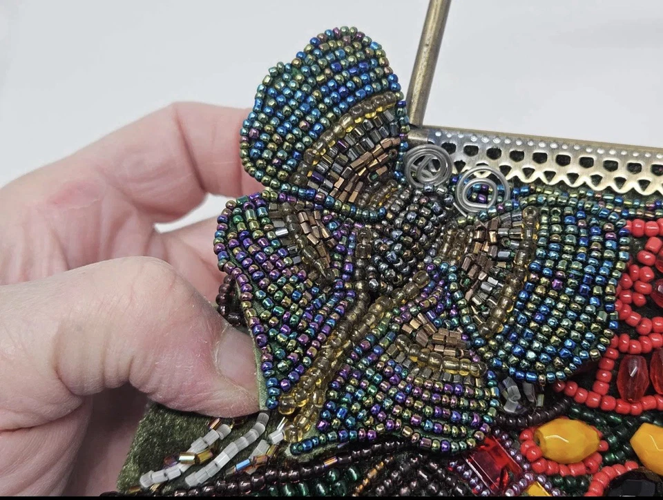 Bolso de mano bandolera vintage de noche con cuentas de Chico's bordado mariposa Foto 4 de 4