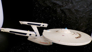 STAR TREK VI Movie USS ENTERPRISE Completed AMT Model, SHUTTLE 22" Prof detail